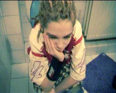 tom au toilette